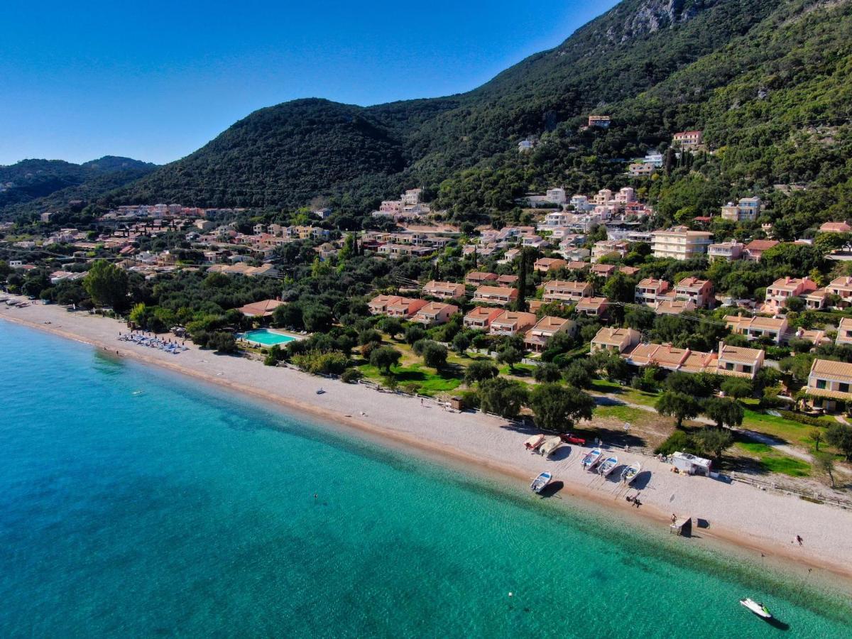 Apartamento Pebbles And Sea At Barbati With Shared Pool Exterior foto