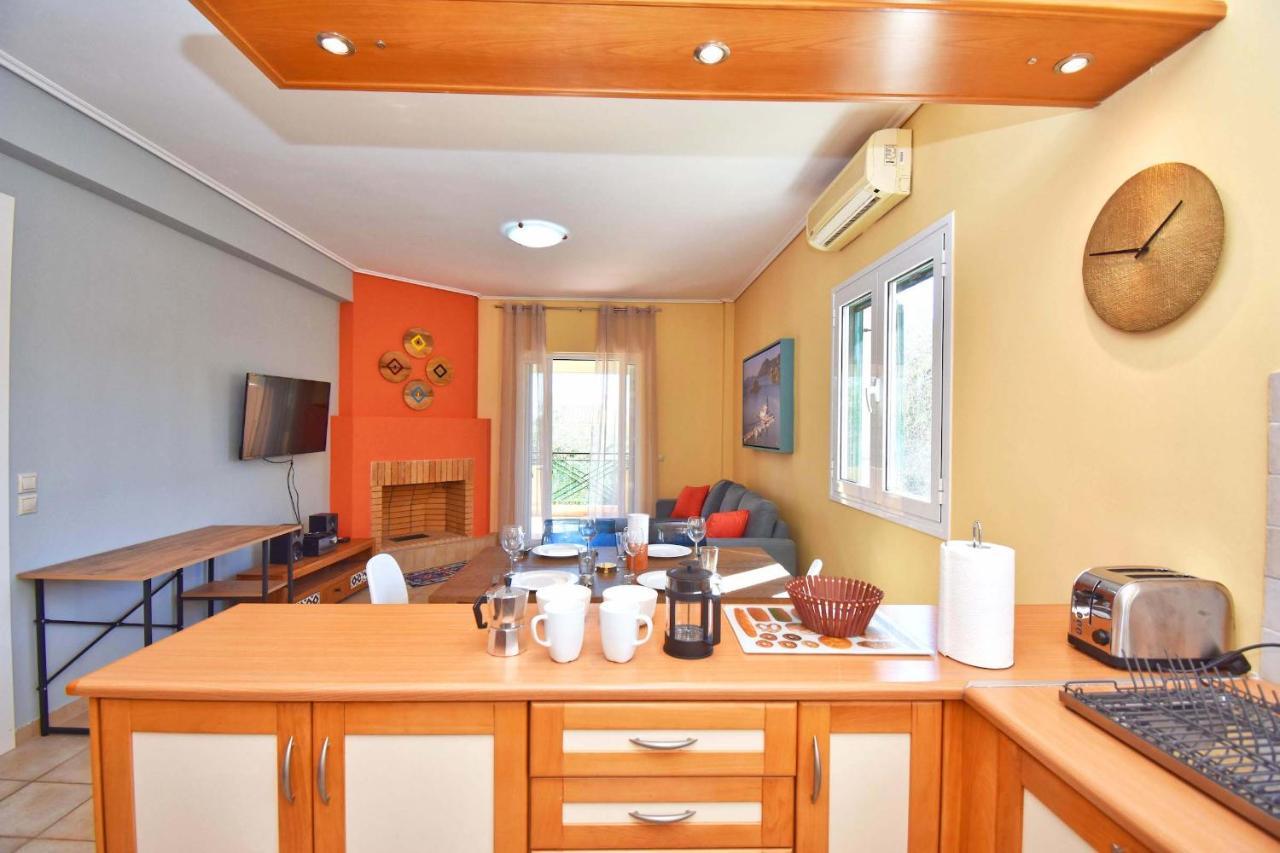 Apartamento Pebbles And Sea At Barbati With Shared Pool Exterior foto